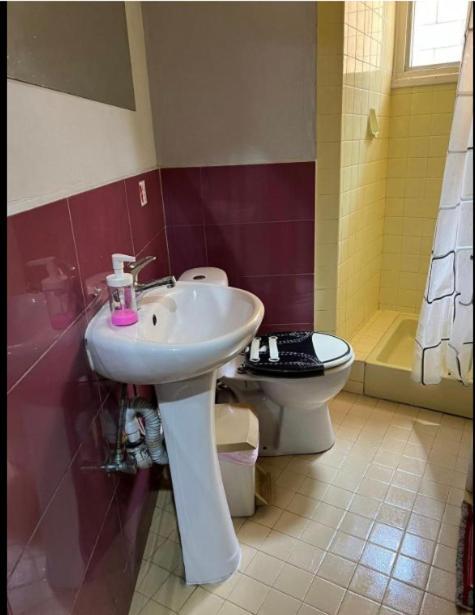 Noer Hostel Ларнака Экстерьер фото